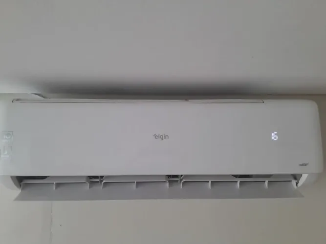 Vendo Ar condicionado SPLIT INVERTER 24000 BTUS ELGIN ECO II com WIFI