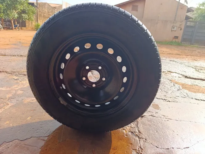 Vendo estepe do jeep Renegade com o pneu novo aro 16