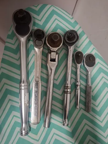 Vendo 6 chaves catracas com 208 bits importada Tijuca RJ