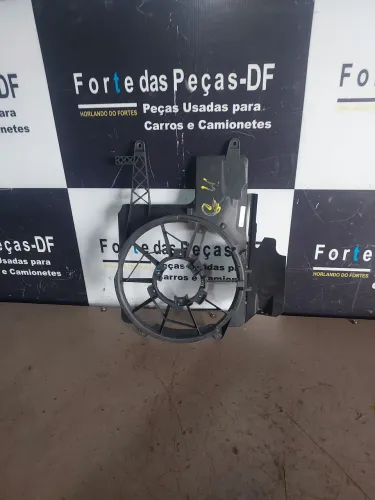 Grade Defletor Da Ventoinha Do Radiador Do Gol Parati Saveiro G4