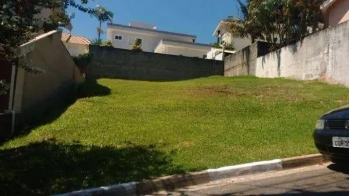 Terreno à venda no Condomínio Paturis, Vinhedo/SP