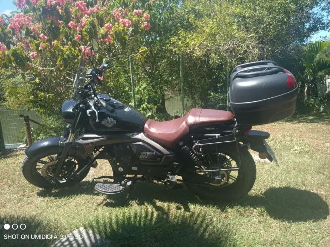 Moto Iron 250, 2025, apenas 21 mil