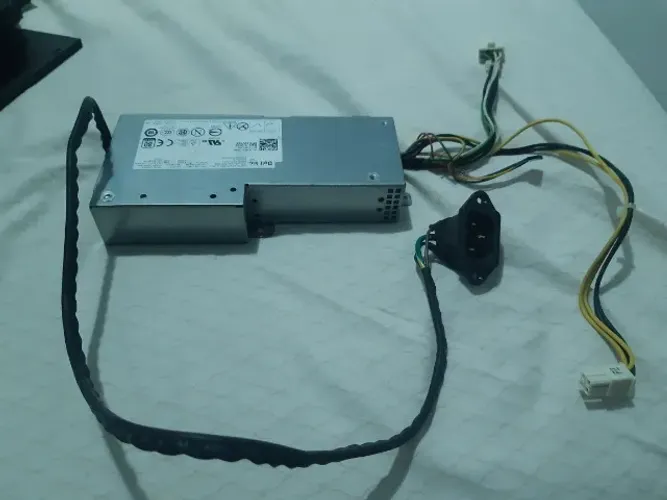 Fonte Dell Inspiron 2330 AIO com defeito