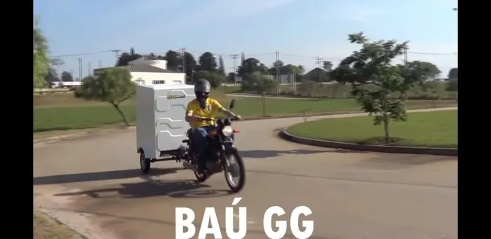 Carretinha reboque baú G