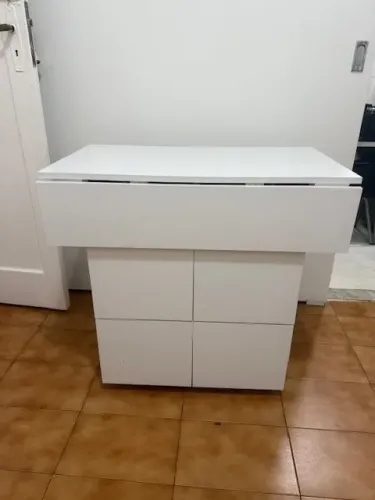 Mesa Jantar com 4 bancos Nova e montada
