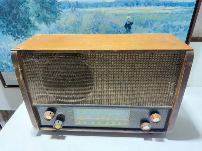 Rádio antigo anos 50 decoração