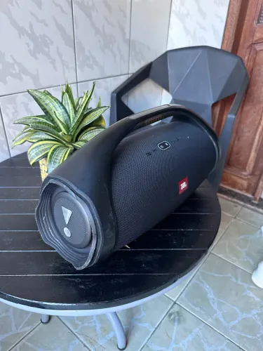 JBL Boombox 2