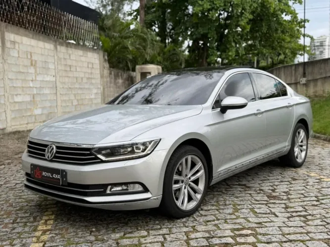 Volkswagen Passat Highline 2.0 TSI 220cv Tip. 2019