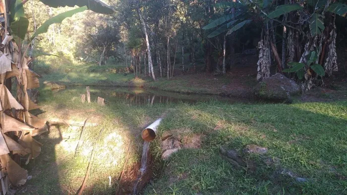 Chacara com lagos