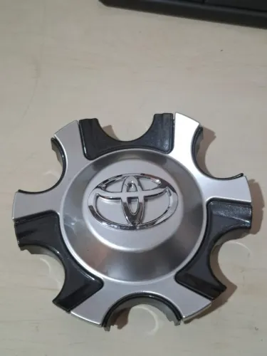 1 CALOTA CENTRO RODA TOYOTA HILUX 2017 2020