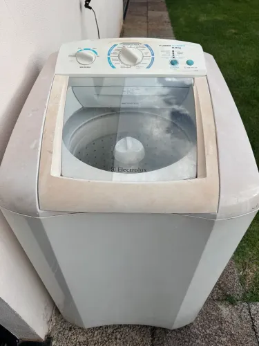 Máquina de lavar roupas Electrolux 9 kg 