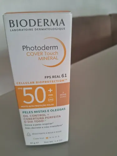 Protetor solar com cor Bioderma fps 50 +