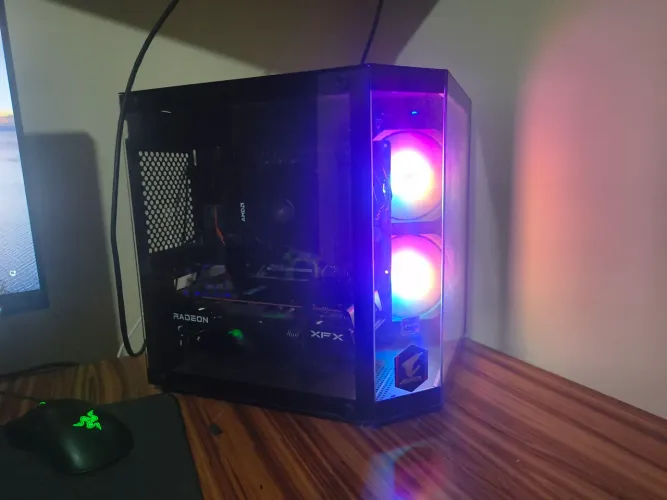 Pc gamer Ryzen 5 5500 e RX 7600