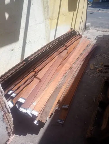 Vende-se 60 metros de forro de madeira , 450 pegando até 400619