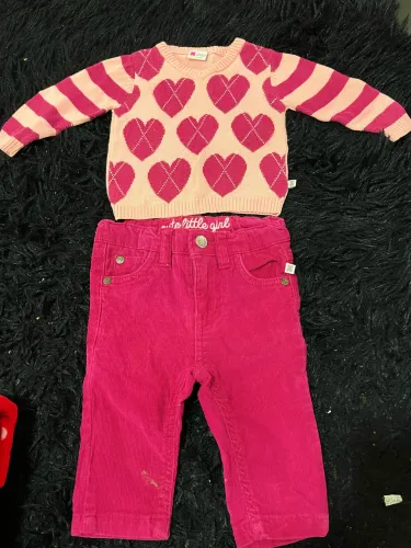 Roupinhas de bebe menina, de 0 a 6 meses, tudo muito bem cuidado