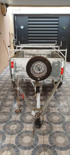 Reboque Carretinha valor R$4.000,00
