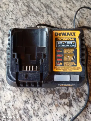 Carregador Dewalt 20v