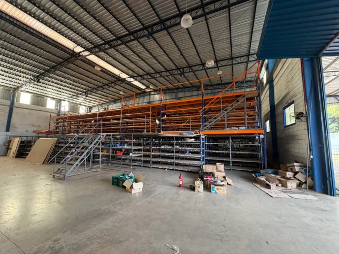Porta Pallets mezanino usado