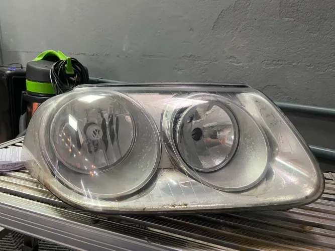 Farol  Volkswagen Bora LD 2007-2011 original 