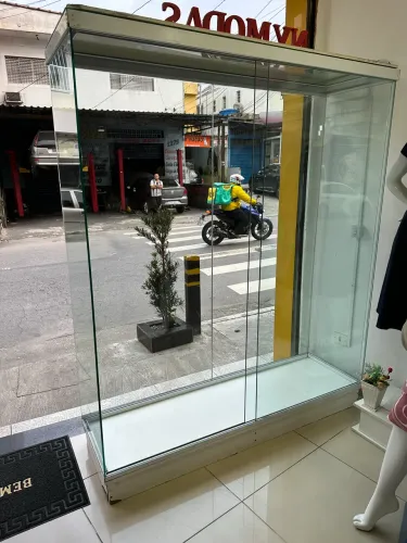 VITRINE DE LOJA