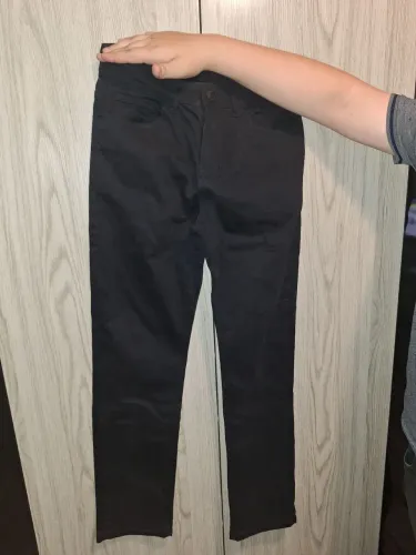 Calça barra reta preta 40