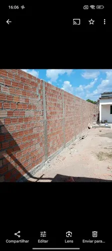 Pedreiro brasileiro disponível