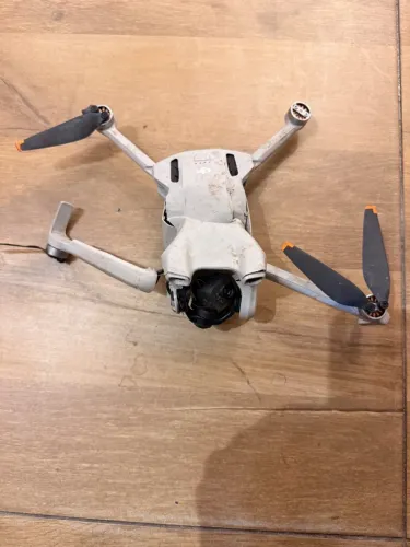DRONE RETIRADA PECAS