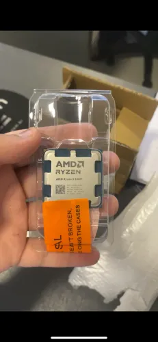 Processador AMD Ryzen 5 8400F AM5 (OEM) 4.7GHz 6-Core 12-Thread