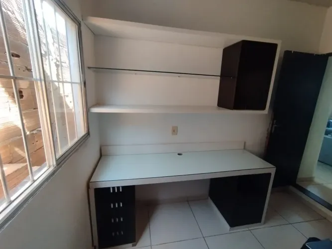 Vendo bancada de estudos 2.10mt