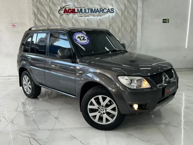 Mitsubishi Pajero TR4 2.0 Flex 16V 4X2 Aut. 2012