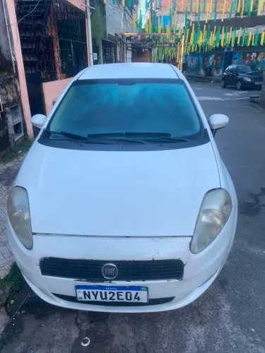 Fiat Punto Attractive 1.4 Fire Flex 8V 5P 2011