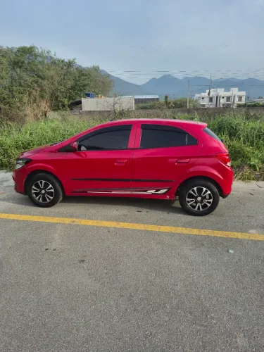 Chevrolet Onix Hatch LT 1.0 8V Flex Power Mec. 4P 2014