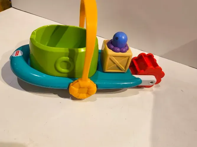 Fisher-Price Barquinho Divertido (Stackin' Tubtime Boat), brinquedo para a hora do banho
