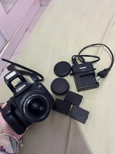Canon eos rebel T100