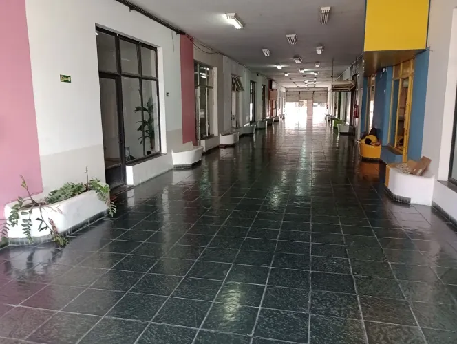  LORENA-SP , ALUGO ESPAÇO COMERCIAL.