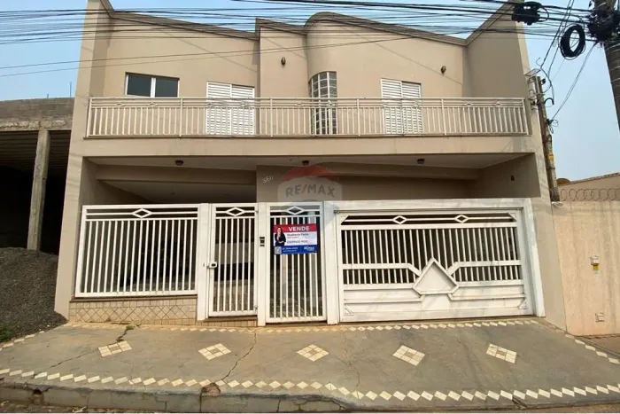 Excelente imóvel residencial ou comercial em ótima localização em Birigui