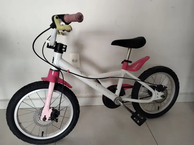 Bicicleta infantil btwin aro 16 freio a disco