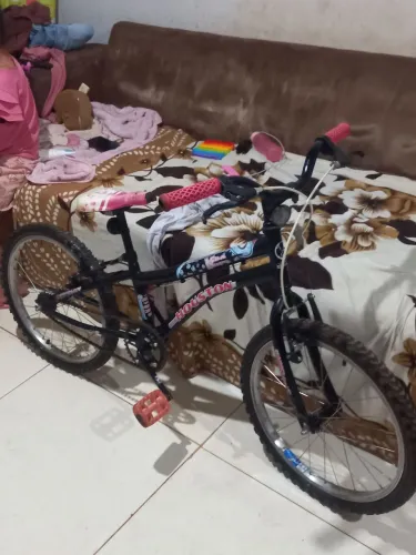 Bicicleta aro 20 Bem conservada 