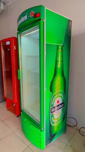 Cervejeira expositor metalfrio