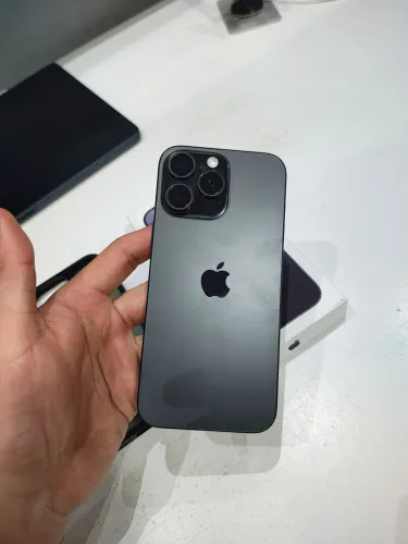 Troco IPhone 16 Pro Max 256GB