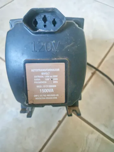 AUTOTRANSFORMAFOR BIVOLT 
