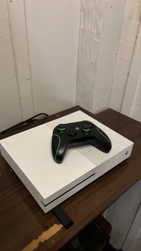 Xbox One S 1TB