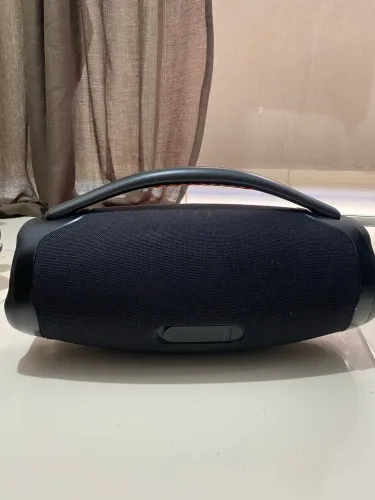 Bombox 3 original