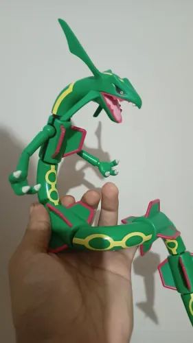 POKEMON RAYQUAZA JAZWARES SELECT