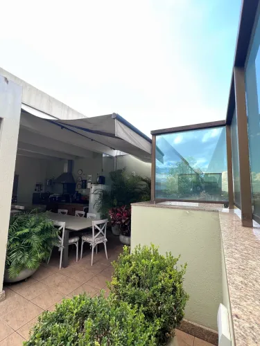 TOLDO RETRÁTIL 3x4 m em lona PVC, estrutura metálica, ideal para áreas gourmet