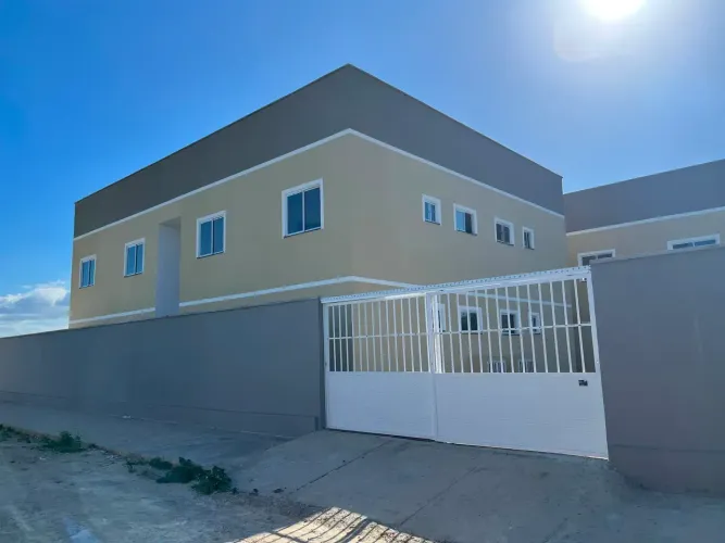 Imóvel para venda possui 55 metros quadrados com 2 quartos em Gereraú - Itaitinga - CE