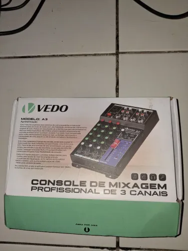 Console de mixagem profissional  de 3 canais