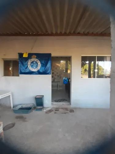 Vende-se casa