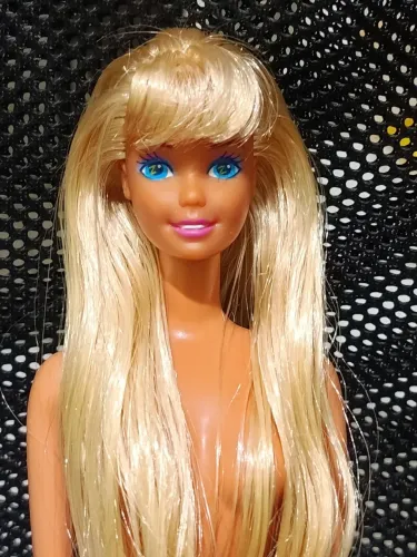 Barbie Hawaii fun 1990