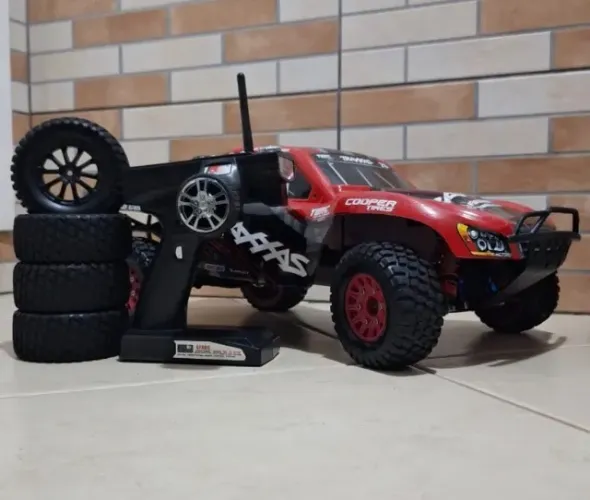 Automodelo Traxxas Slash 4x4